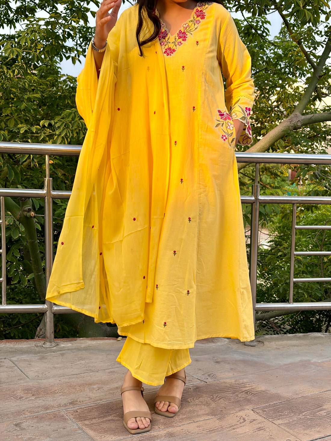 Sun-Shine Yellow Elegance with Timelrss Floral Pure Mal Cotton Suit Set