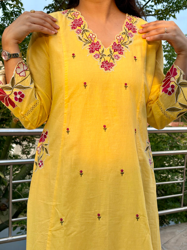 Sun-Shine Yellow Elegance with Timelrss Floral Pure Mal Cotton Suit Set