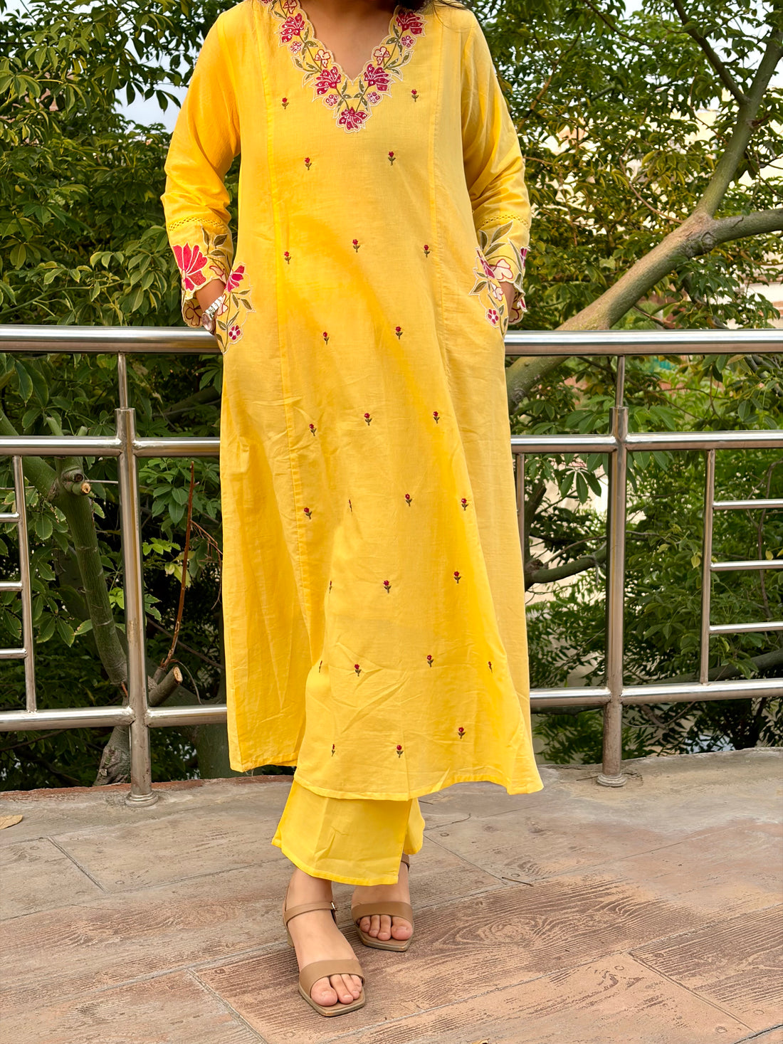 Sun-Shine Yellow Elegance with Timelrss Floral Pure Mal Cotton Suit Set