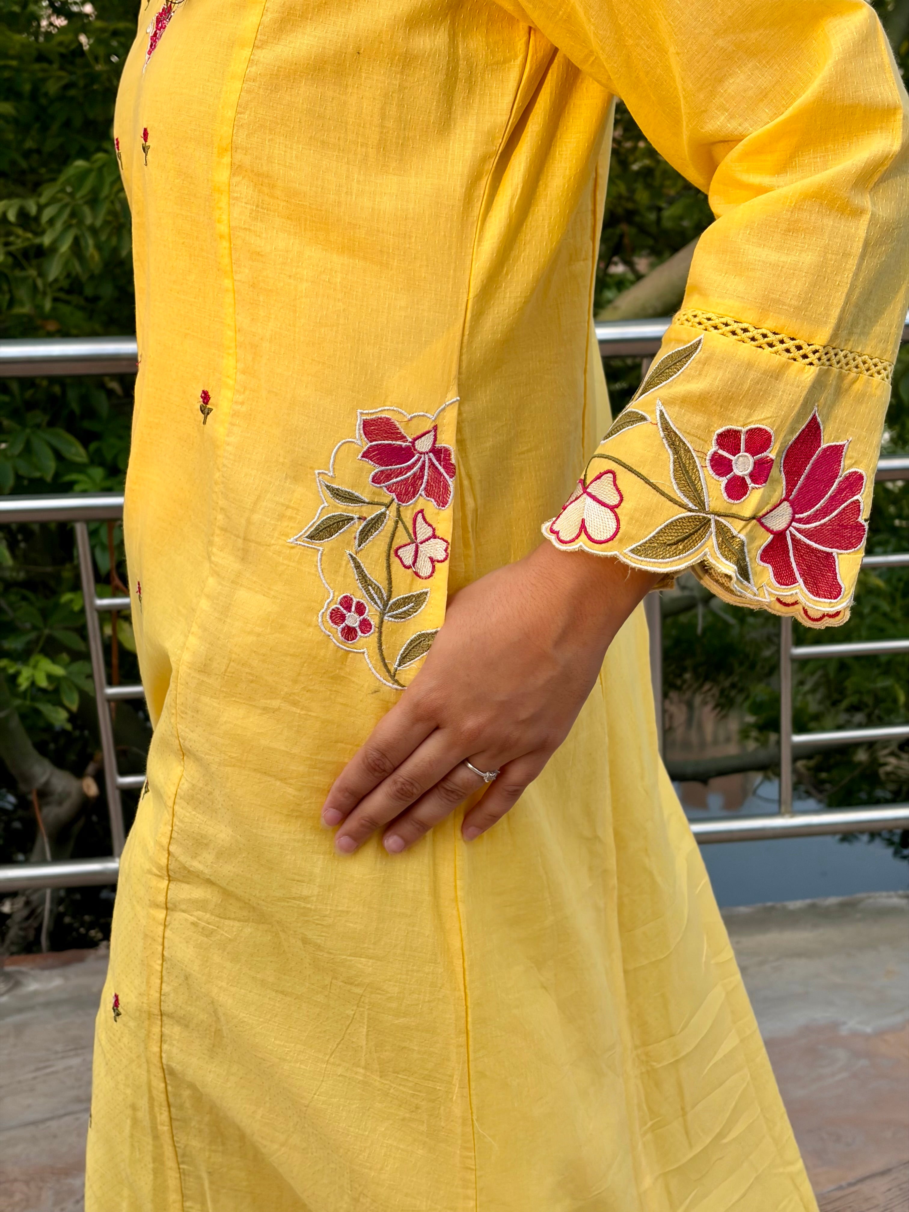Sun-Shine Yellow Elegance with Timelrss Floral Pure Mal Cotton Suit Set